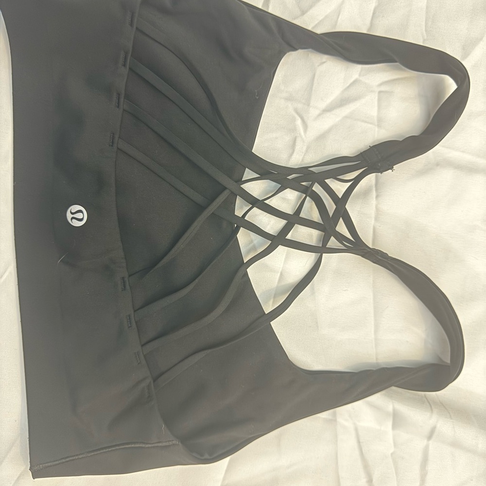lululemon athletica Strappy Sports Bra - Black medium - Picture 7 of 7